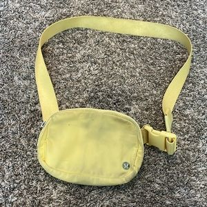 Sunray Yellow Lululemon Belt Bag